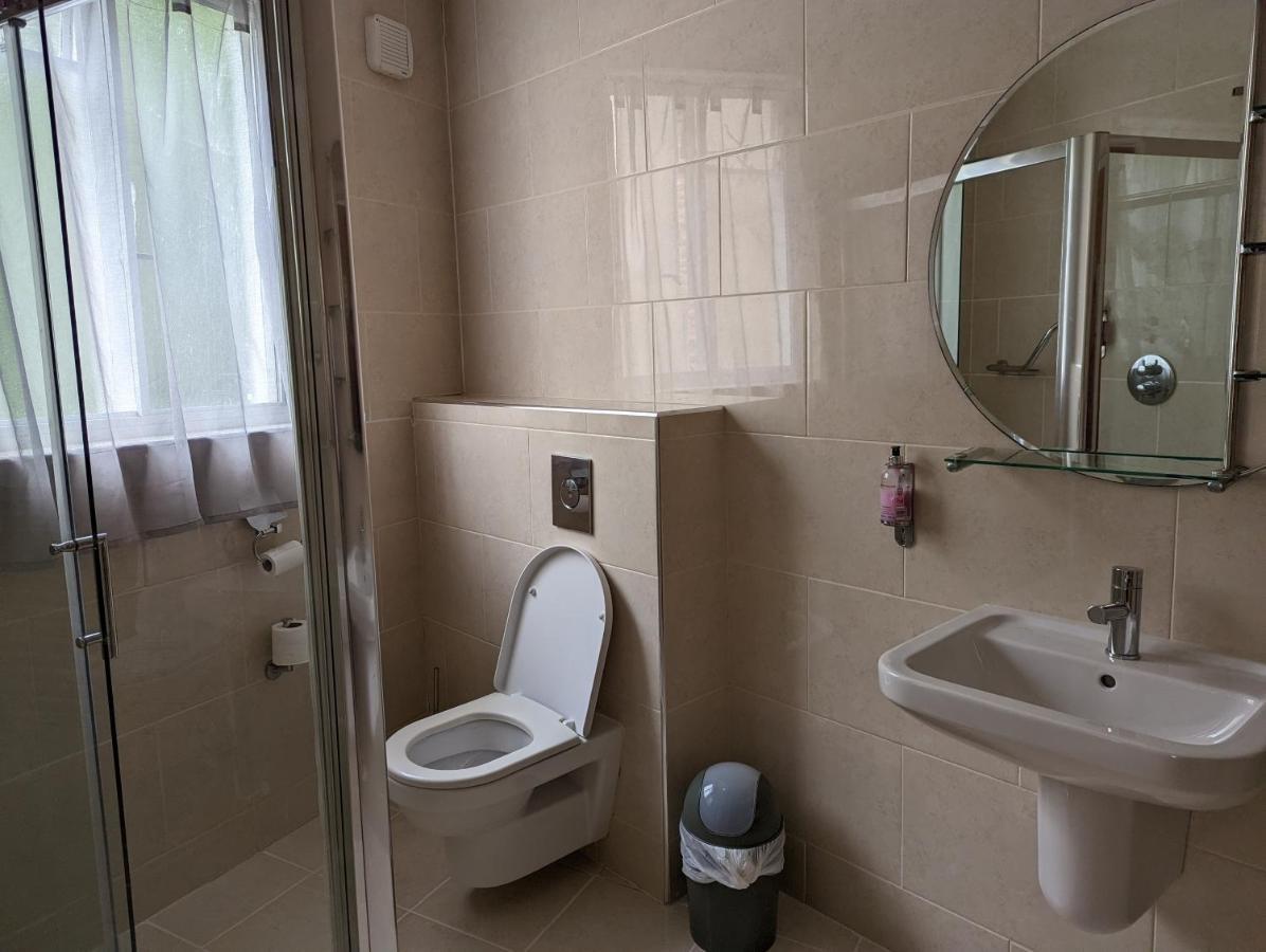 Barley Sheaf, Old Bridge Street En Suite Rooms, Room Only Truro Kültér fotó