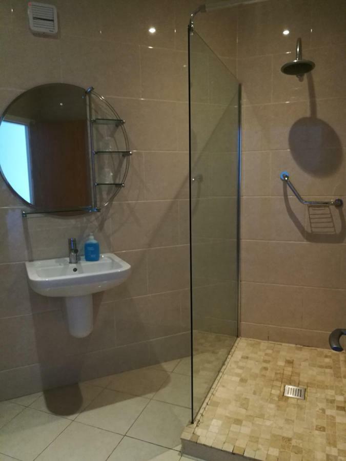 Barley Sheaf, Old Bridge Street En Suite Rooms, Room Only Truro Kültér fotó